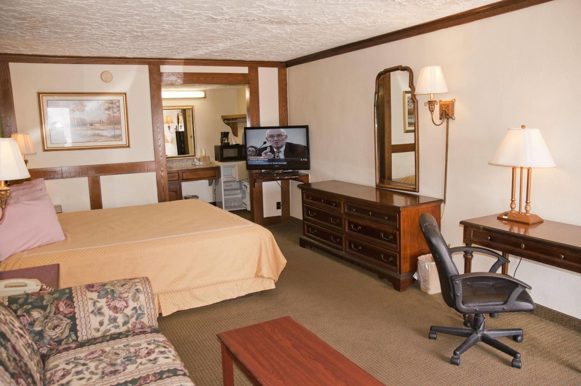 Victorian Inn & Suites แนโคโดเชส ภายนอก รูปภาพ