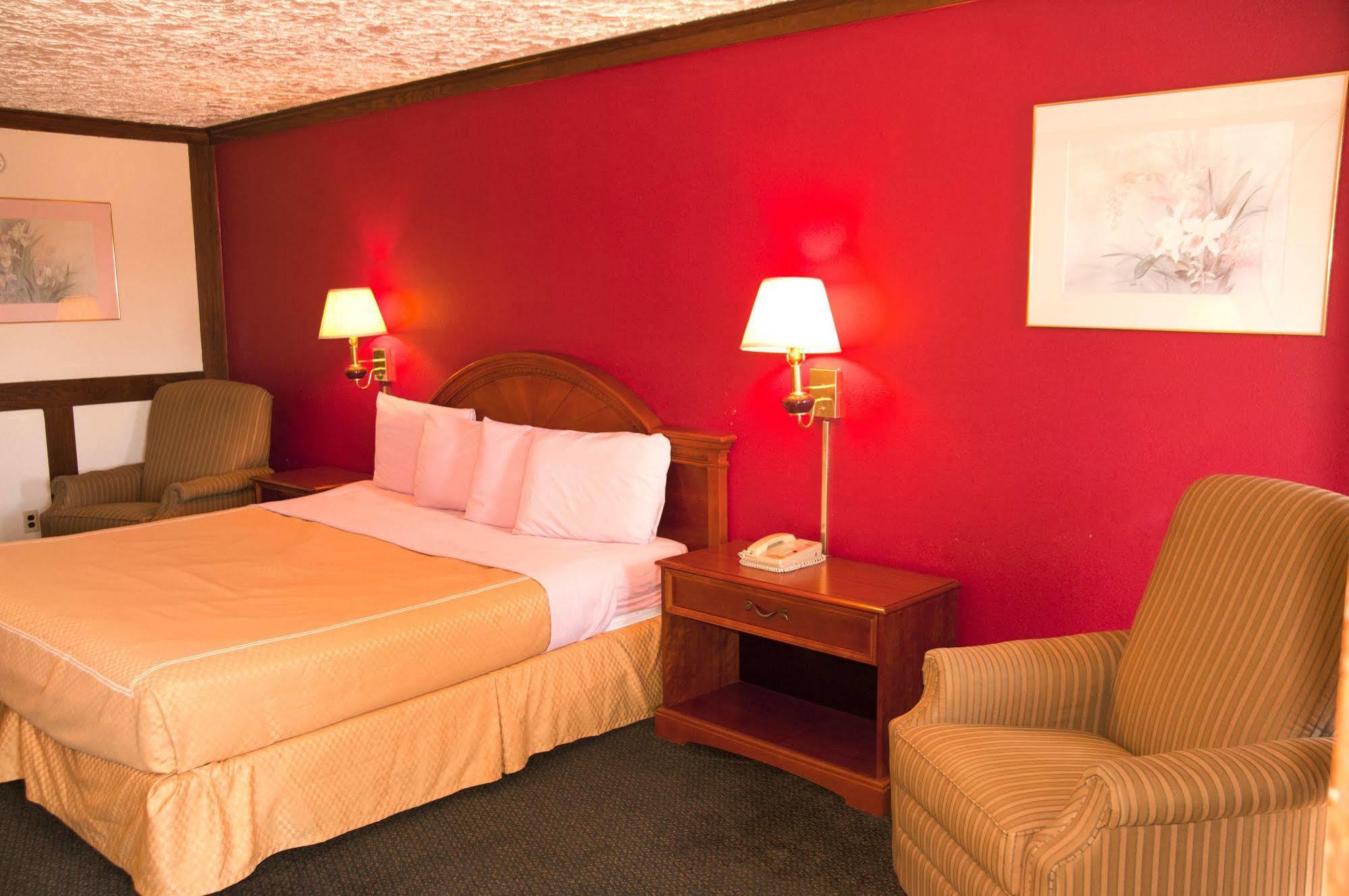 Victorian Inn & Suites แนโคโดเชส ภายนอก รูปภาพ