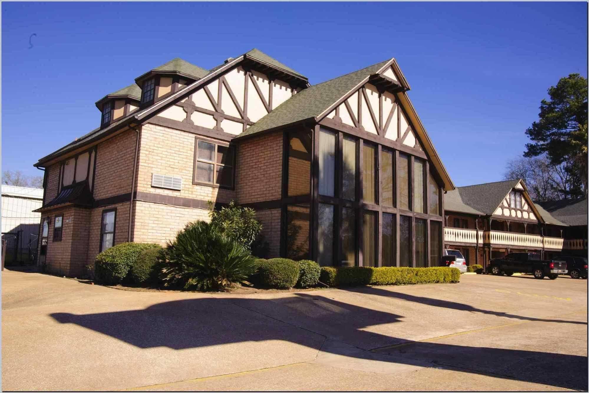 Victorian Inn & Suites แนโคโดเชส ภายนอก รูปภาพ