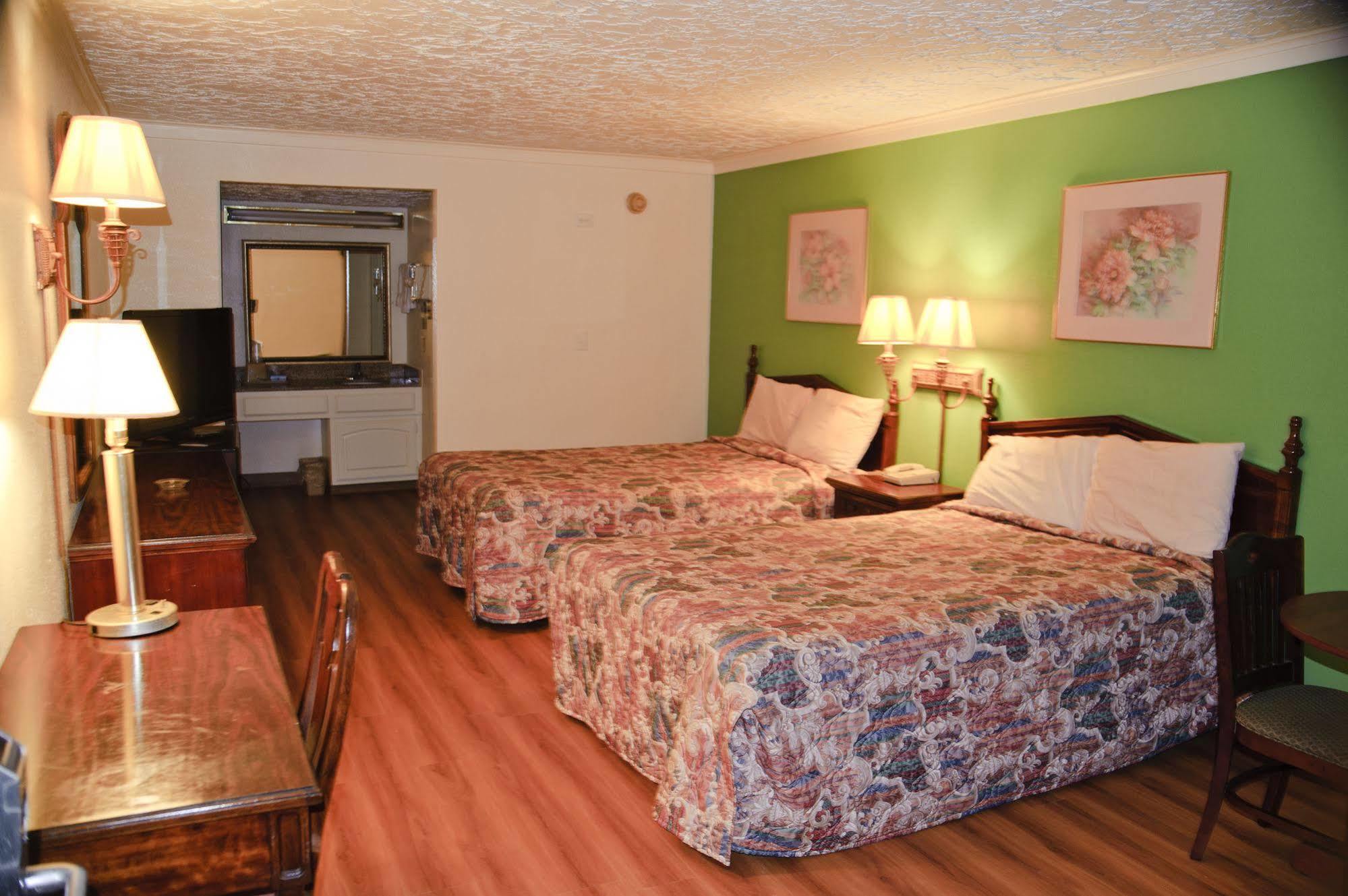 Victorian Inn & Suites แนโคโดเชส ภายนอก รูปภาพ